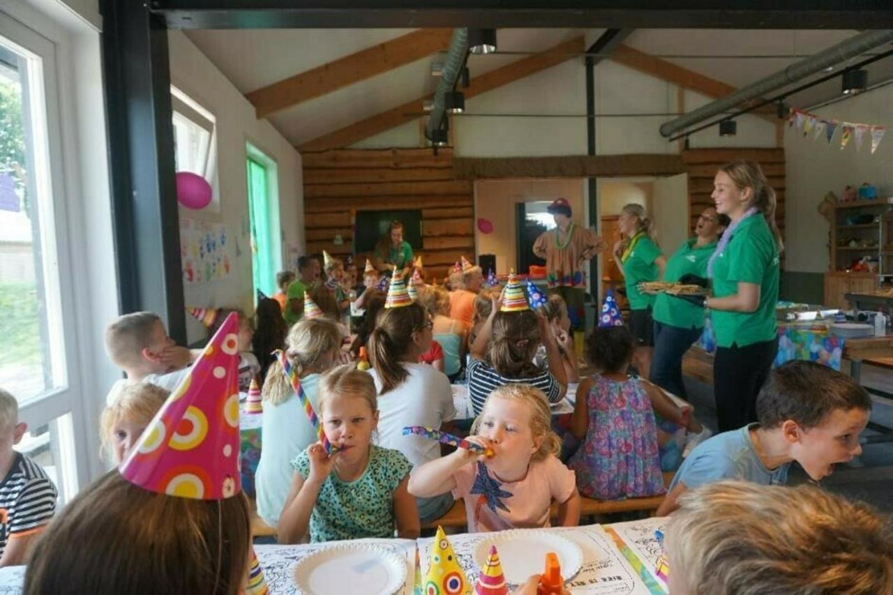 18 Persoons Veluwe Villa フォールトハイゼン エクステリア 写真